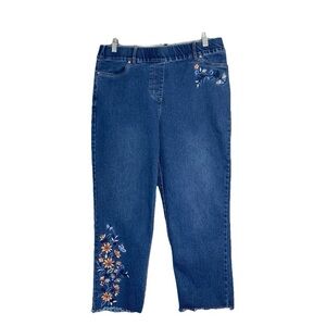 Butterfly Floral  Embroidered Ankle Frayed Pants Women’s Sz 10P Pull-On
